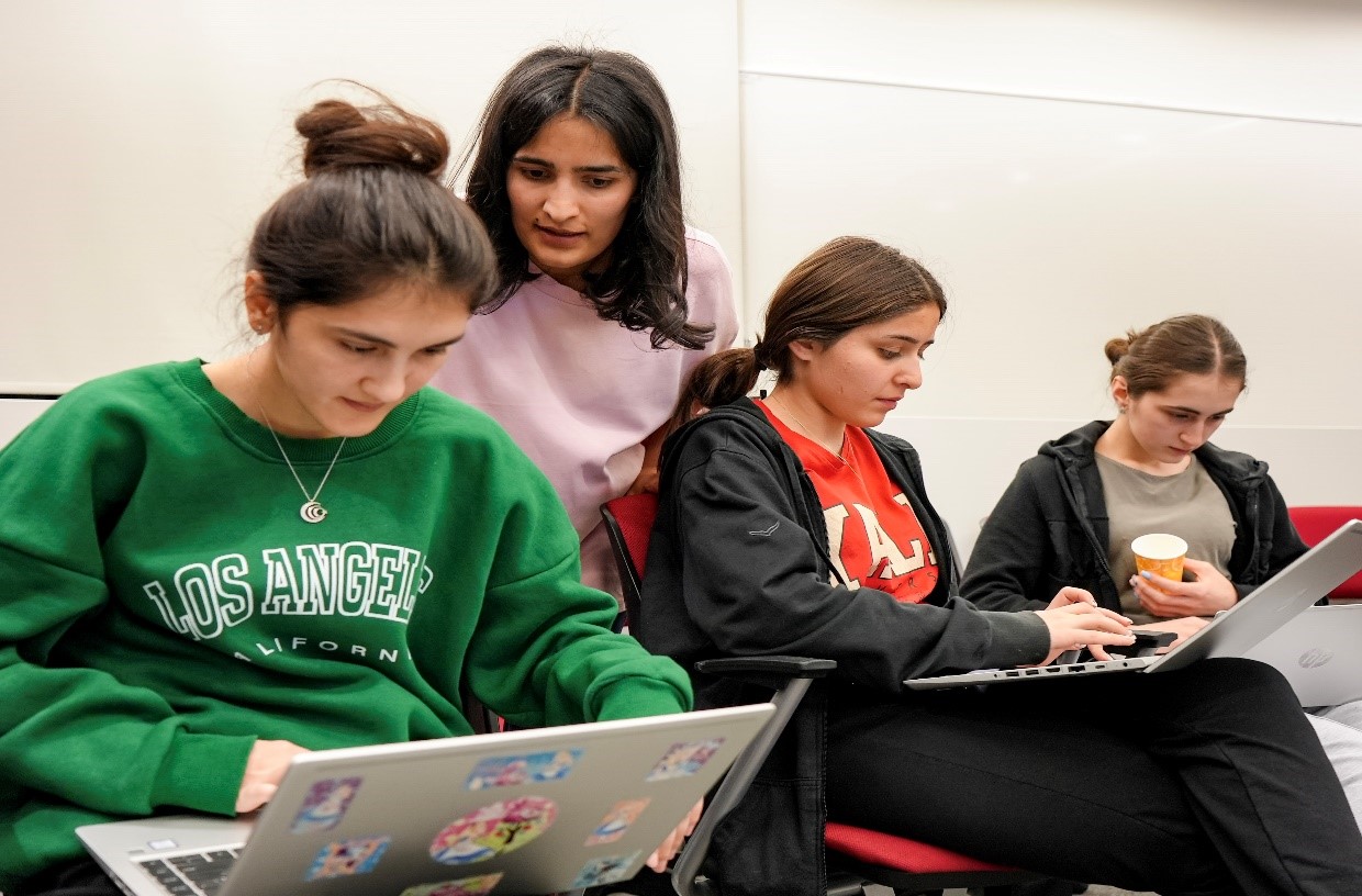 Photo 2. AA Workshop